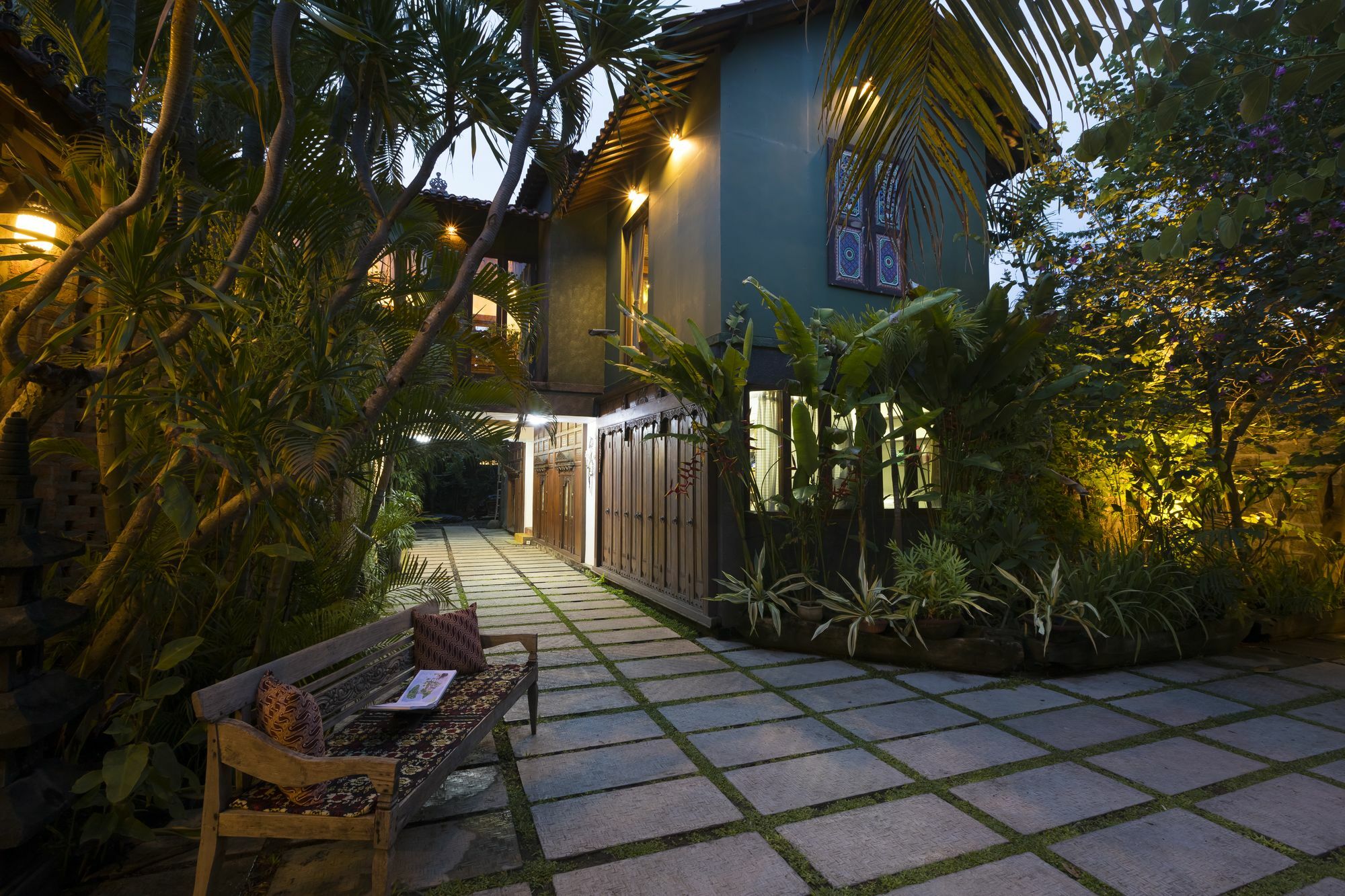 Villa Kampung Kecil Boutique Hotel Sanur Екстериор снимка